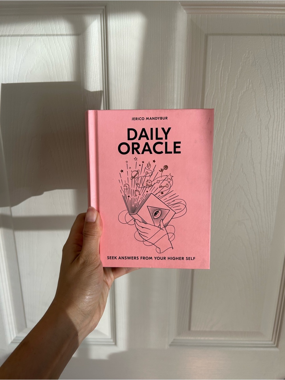 DAILY ORACLE BOOK